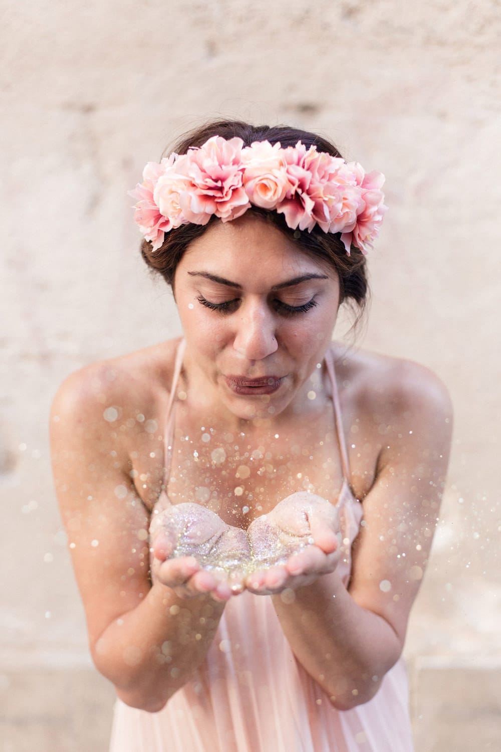 seance photo evjf bordeaux cap ferret arcachon enterrement vie jeune fille photographe paillettes biodegradables
