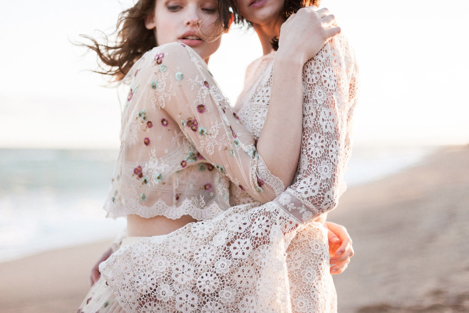 photographe mariage gai homo lesbiennes femmes bordeaux cap ferret arcachon robe creatrice workshop rural