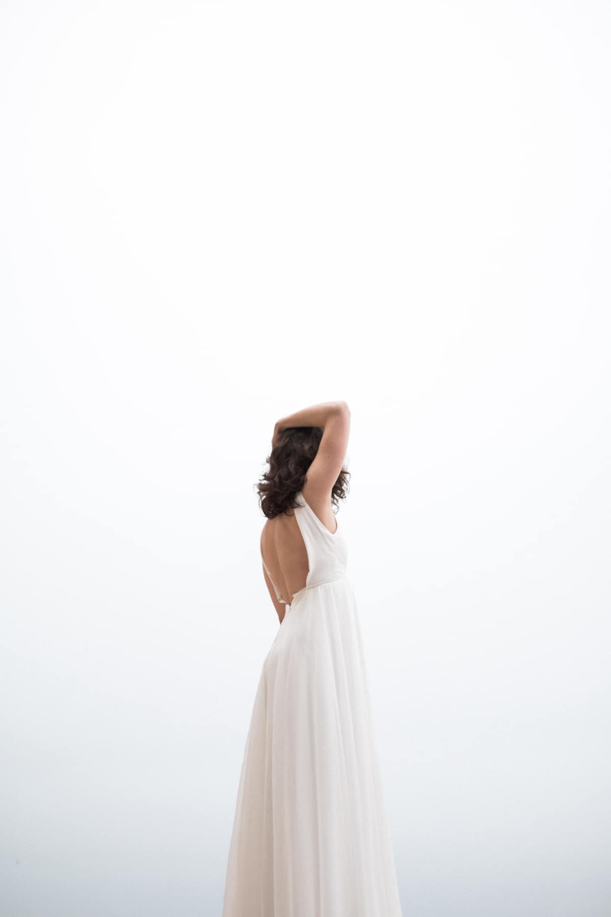 photographe de mariage à Etretat : mariée dans sa robe de mariée