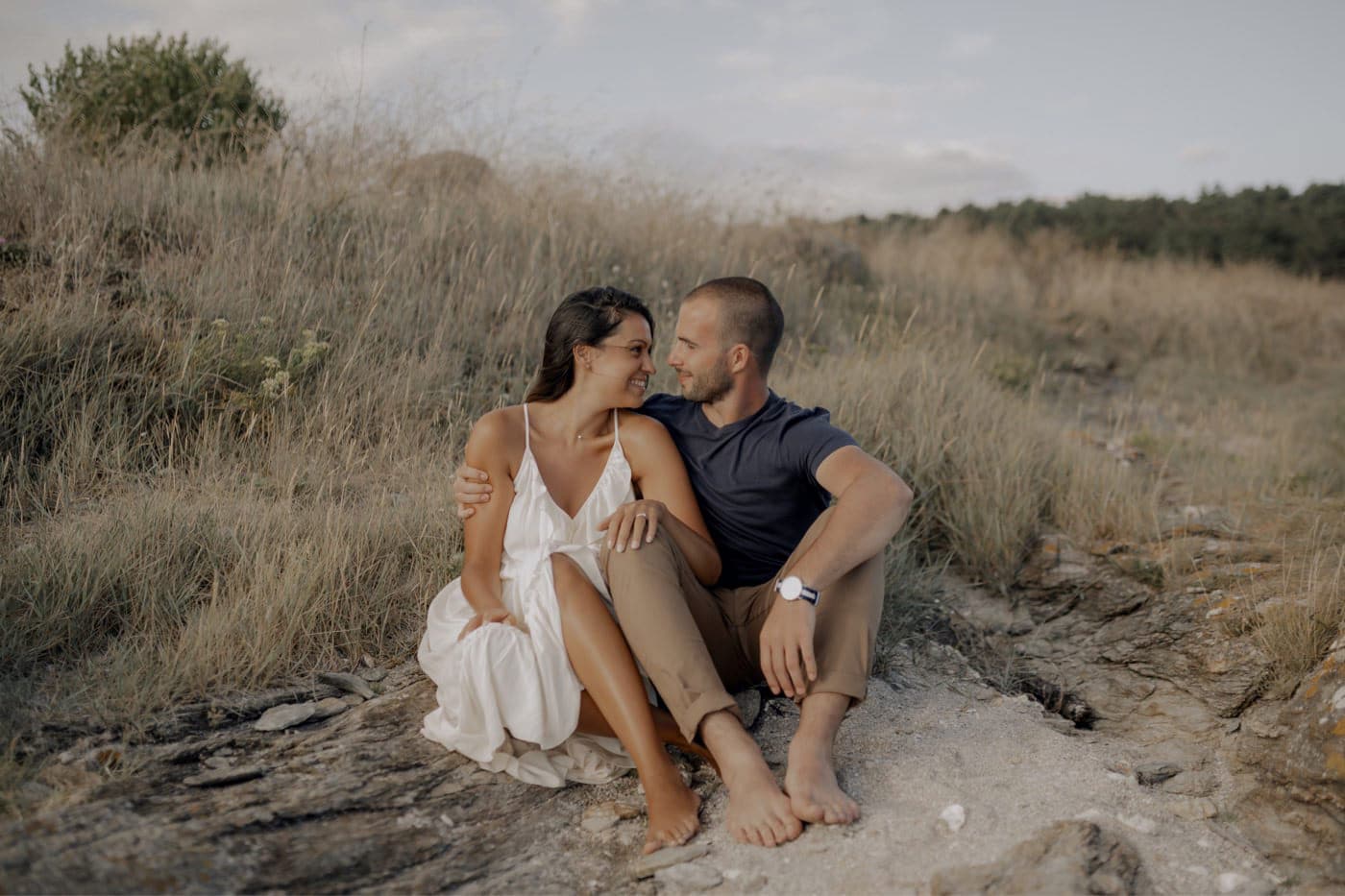 08 seance photo couple plage bretagne rochers 1