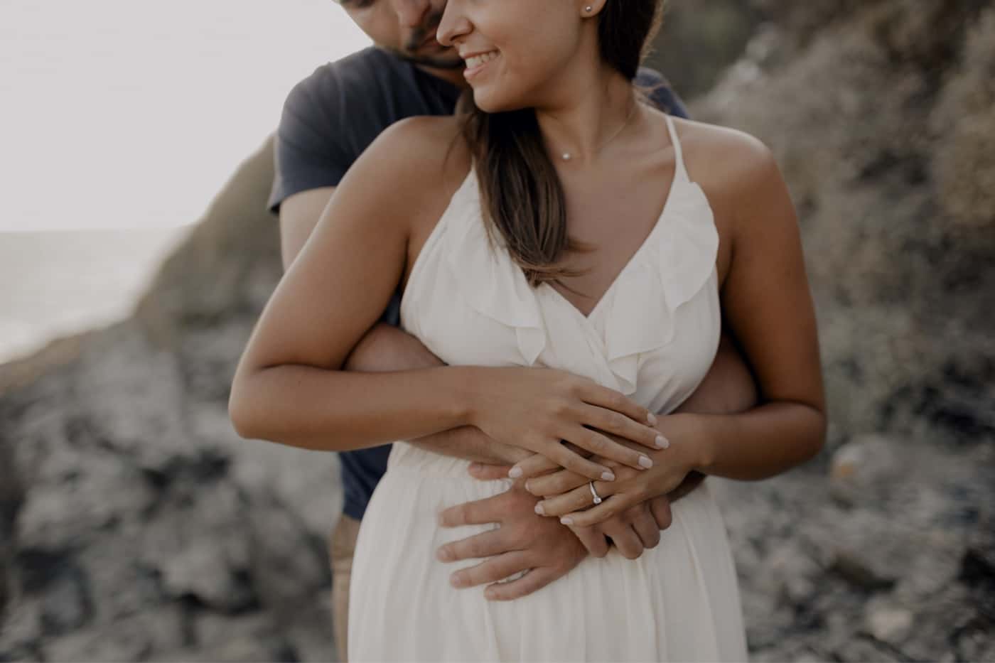 14 seance photo couple plage bretagne rochers