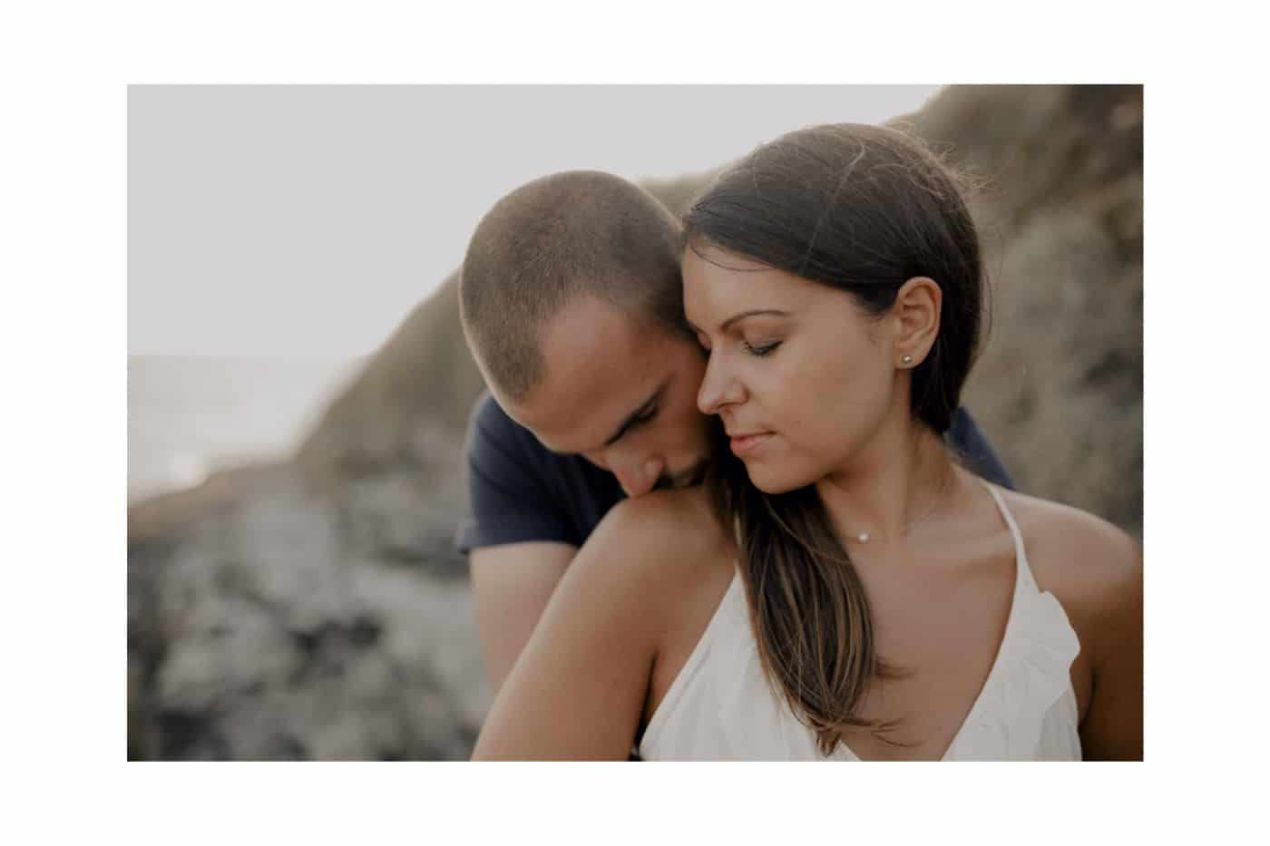 15 seance photo couple plage bretagne rochers