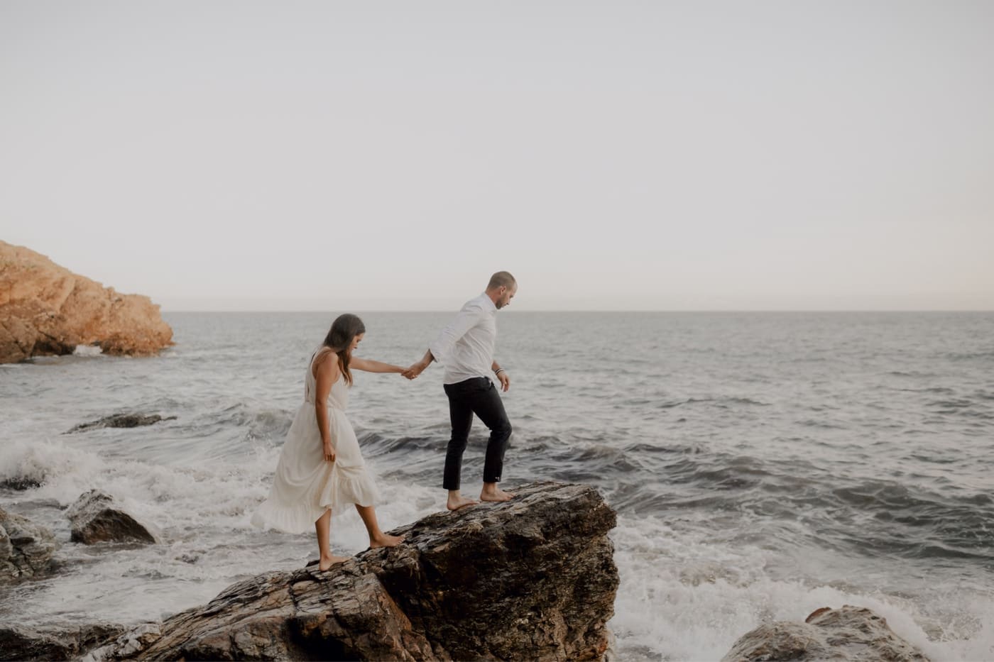 16 seance photo couple plage bretagne rochers